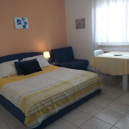 Beach Apartments Nemira Omiš Εξωτερικό φωτογραφία