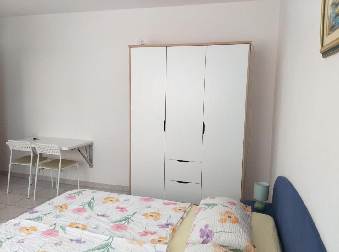 Beach Apartments Nemira Omiš Εξωτερικό φωτογραφία
